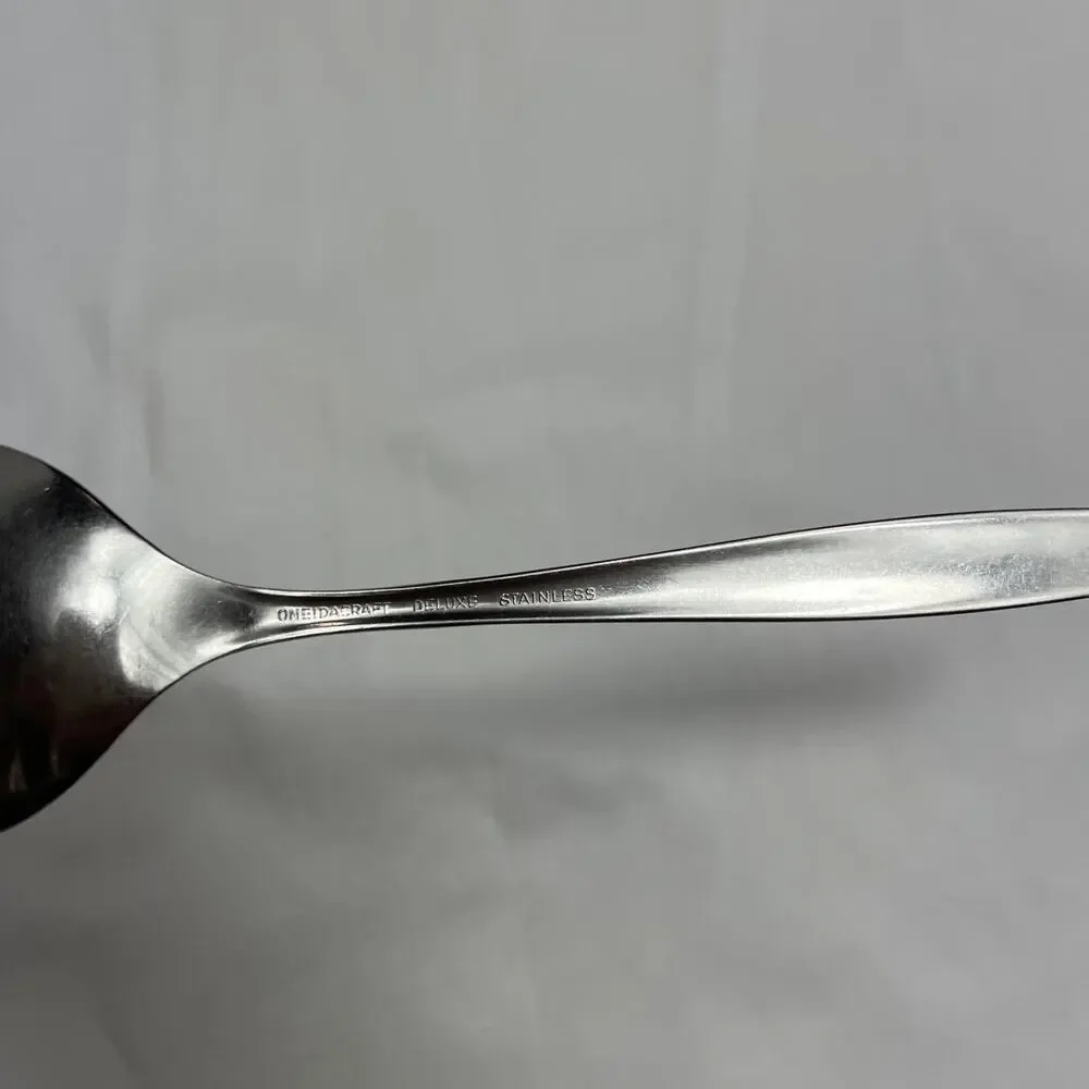 Oneida Craft Deluxe Stainless Teaspoon 6-3/4